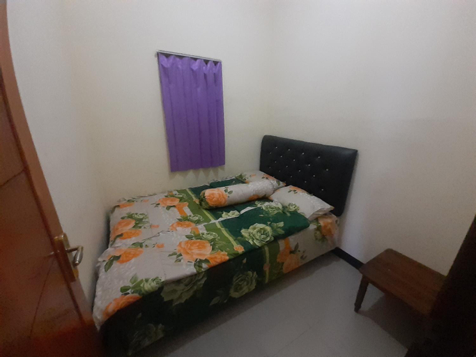 Bedroom 8