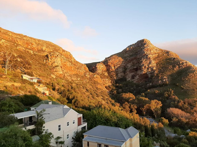 Others 5, Stonebrook Apartments, City of Cape Town