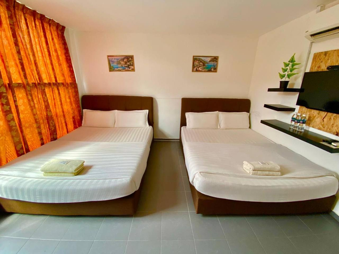 Bedroom 12