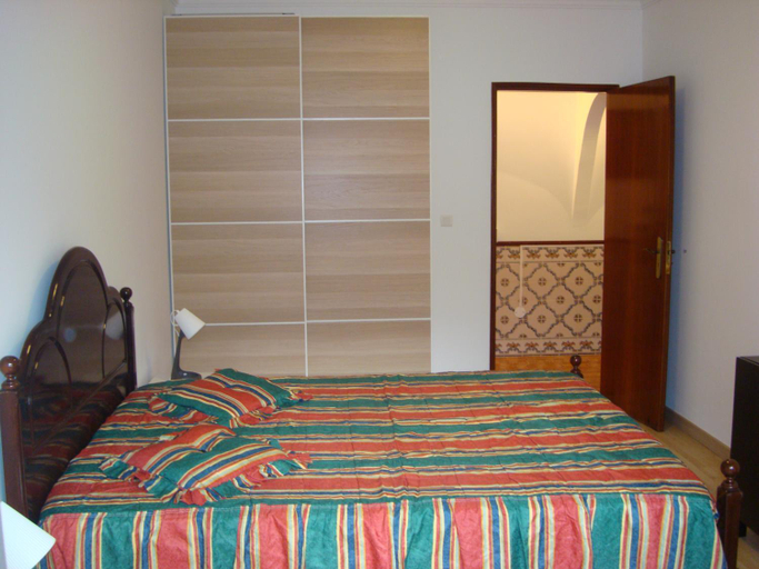 Bedroom 2, 2Bed 15km Lisbon - Wifi, Ac, Parking, Vila Franca de Xira