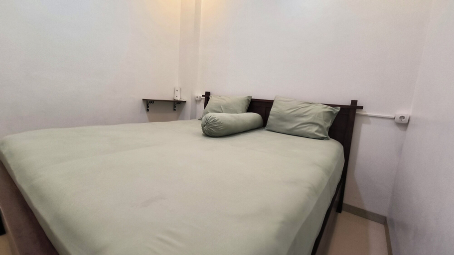 Bedroom 13