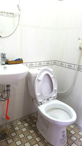 Bathroom 4, Phat Dat Economy Hotel, Quảng Ngãi