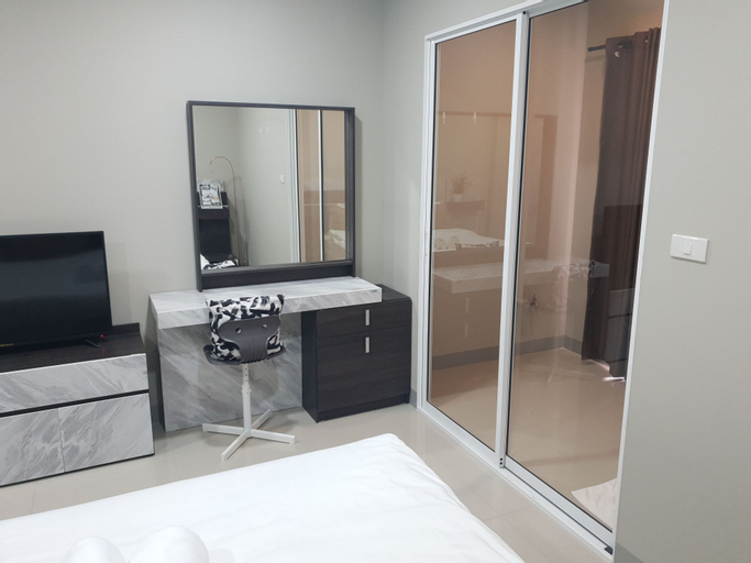 Bedroom 29