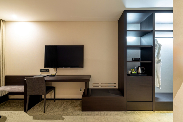 Others 5, THE SKY HOTEL, Cheonan