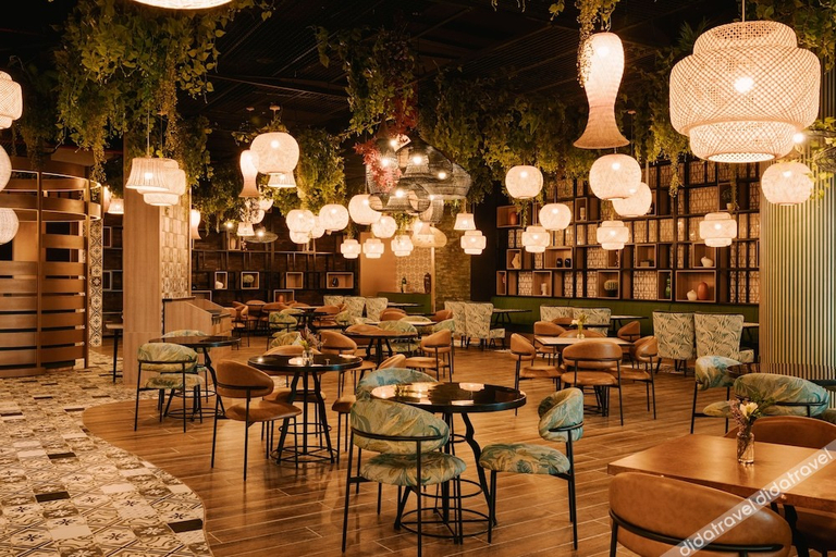 Food & Drinks 5, ソンダー by マリオット ボンヴォイ ビジネス ベイ アパートメンツ(Sonder Business Bay Apartments), Dubai