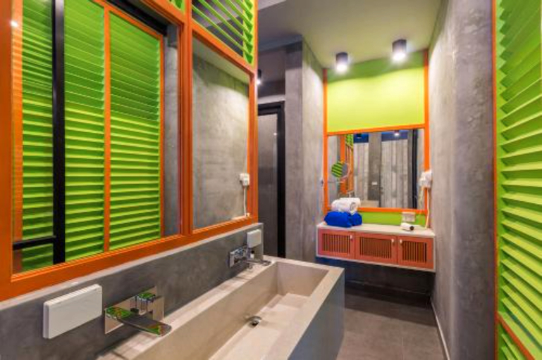 Bathroom 5