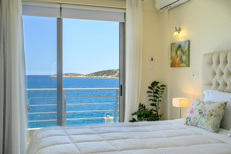 Bedroom 2, Perla Apartments, Crete