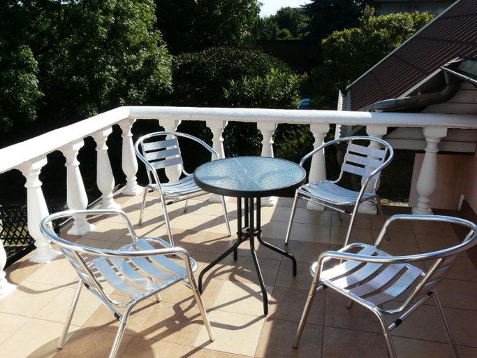Others 5, Villa Vivian, Szczecin