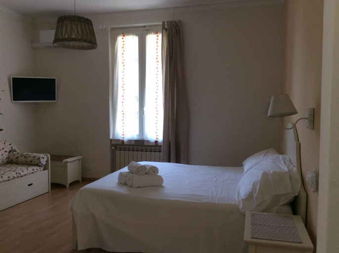 Bedroom 9