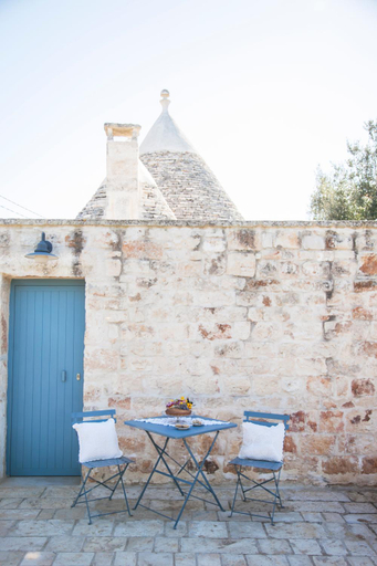Others 4, Trulli alla Controra, Bari