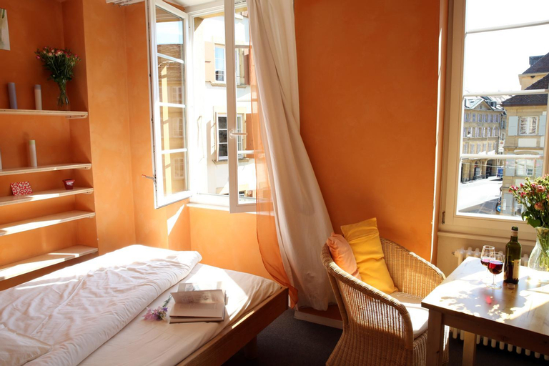 Bedroom 2, Le Cafe-Hotel de L'Aubier, Neuchâtel