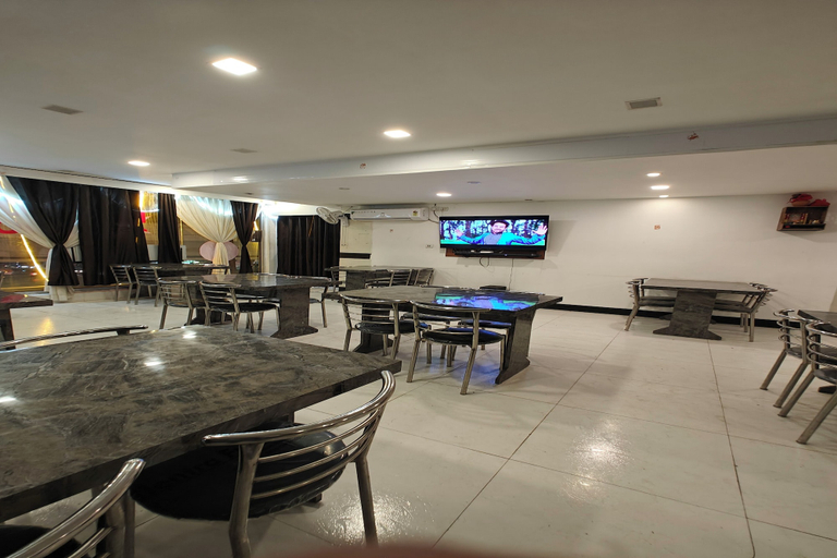 Food & Drinks 5, Hotel New Ganga, Kamrup Metropolitan