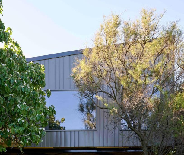 Cocooned luxury in a secluded treehouse sanctuary, Hobart