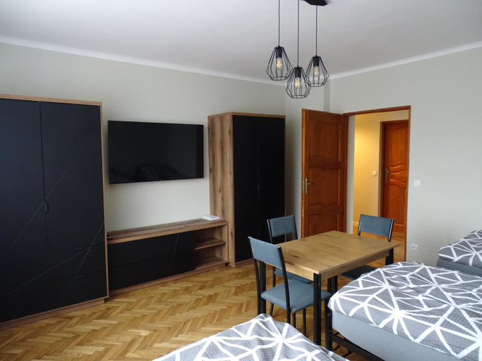 Bedroom 1, Mieszkania pracowniczo-turystyczne, Opole