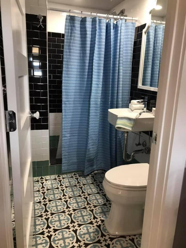 Bathroom, The Quarters at Pier450, Saint Mary's