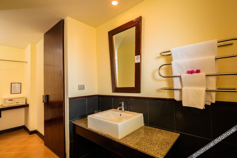 Bathroom 5, Tuana Hotels Casa Del Sol, Phuket Island