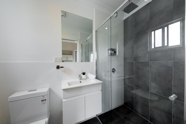 Bedroom 3, Renovated Little Cottage Aberdare Hunter Valley, Cessnock