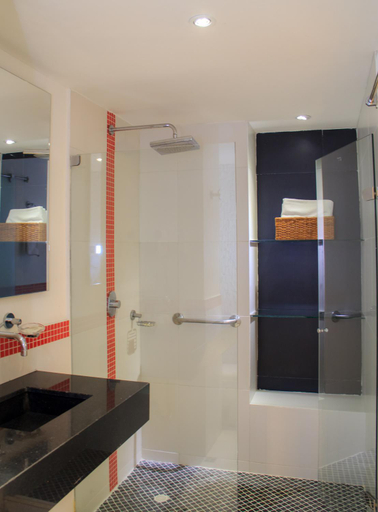 Bathroom 3, Country International Hotel, Barranquilla