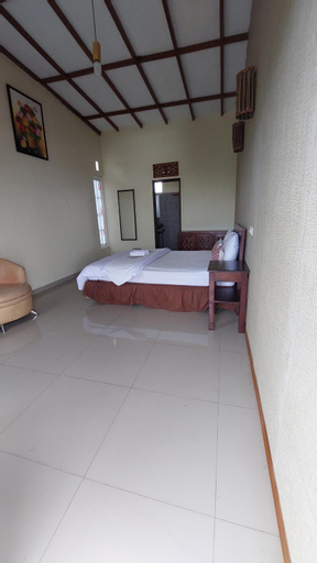 Bedroom 8