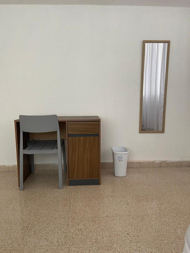 Others 4, Habitaciones privadas en un departamento encantador, Panamá