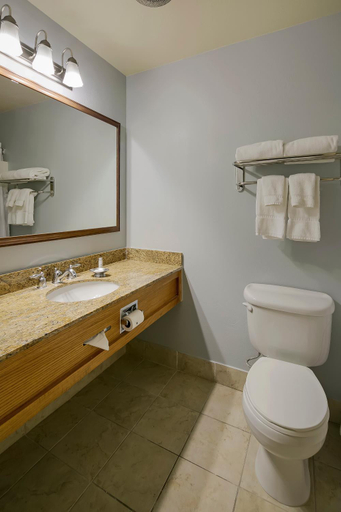 Bathroom 22