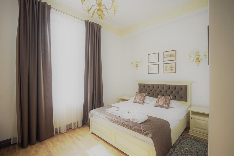 Bedroom 2, La Curtea Domneasca, Piatra-neamt