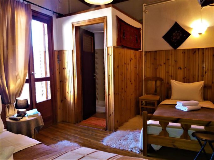Bedroom 3, Hotel Acropolis Metsovo, Epirus