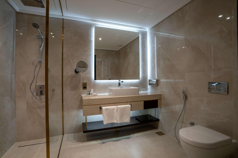 Bathroom 13