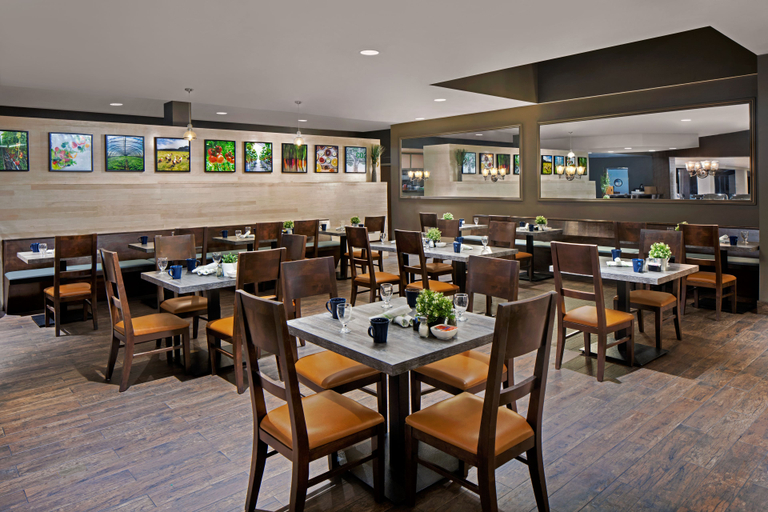 Food & Drinks 4, Four Points by Sheraton Anaheim, Orange
