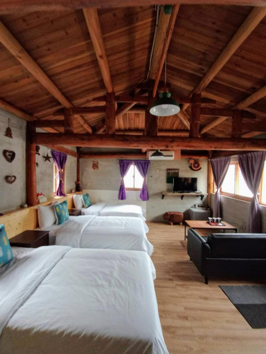 Bedroom 9