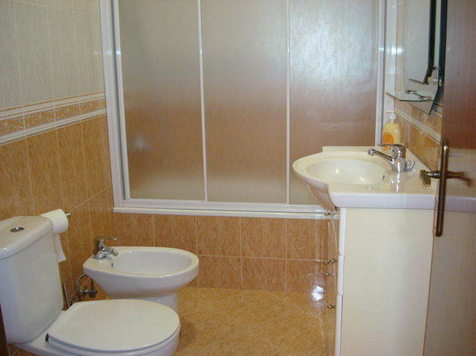Bedroom 3, 2Bed 15km Lisbon - Wifi, Ac, Parking, Vila Franca de Xira