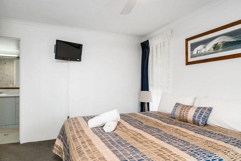 Bedroom 3, Rainbow Bay Resort, Gold Coast