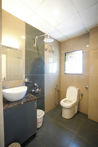 Bathroom 4, The Ekah Comforts, Bangalore
