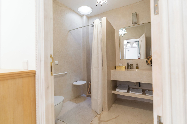 Bathroom 4, Riad Nomada, Marrakech