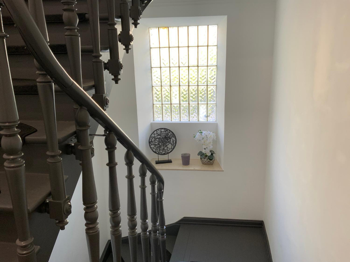 Others 4, EXECUTIVE SINGLE ROOM WITH EN-SUITE in GUEST HOUSE CITY CENTRE, Luxembourg