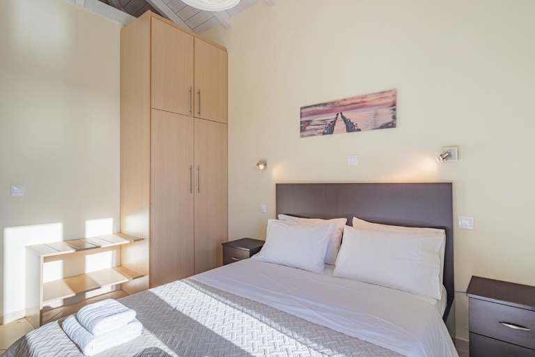 2, Sundy Maria Apartments, Peloponnese