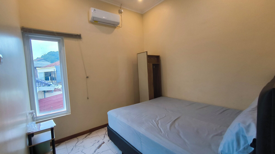 Bedroom 9