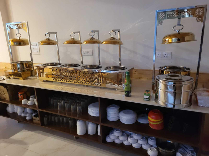 Food & Drinks 2, Hotel Joobira Galaxy, Kullu