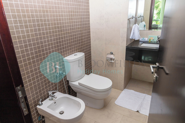 Bathroom, Bloomfields 2BR TH Marina Square Al Reem, Abu Dhabi City