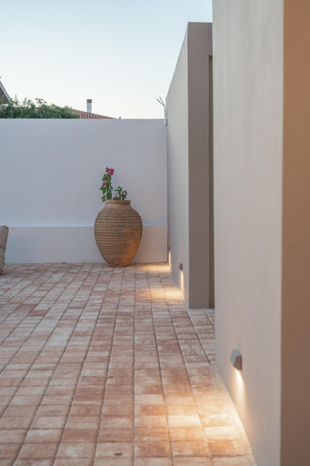 Others 5, VUAR SUITES, Peloponnese