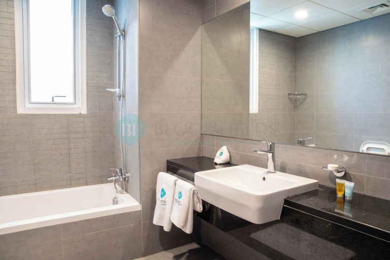 Bathroom 3, Bloomfields Grandeur 2BR Suite AlReem, Abu Dhabi City