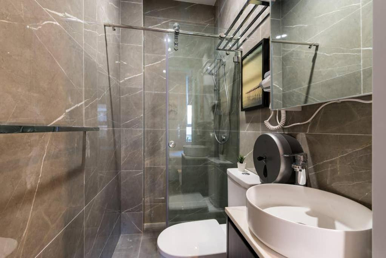 Bedroom 3, 1 Private King Single Bed With En-Suite Bathroom In Sydney CBD Near Train UTS DarlingHar&ICC&C hinat, Sydney