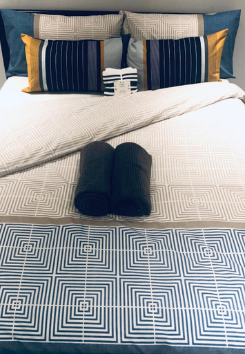 Others 4, Ultra Modern Room, London