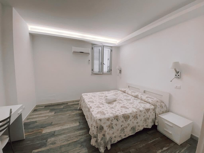 Bedroom 2, Marinella Beach Case Vacanze, Vibo Valentia