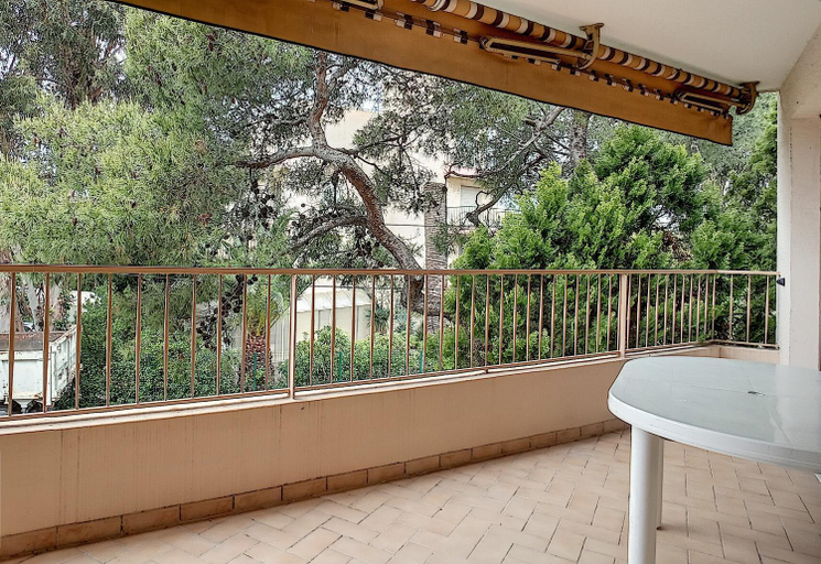 Others 3, GOLFE JUAN 3P MER PARKING, Alpes-Maritimes