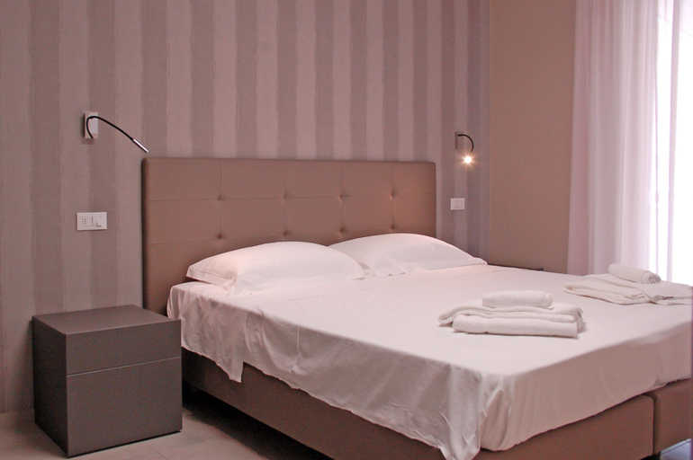 Bedroom 3, Marconi Seaside Residence Pool Wifi, Teramo
