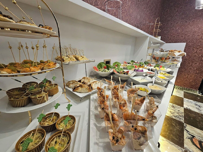 Food & Drinks 5, Saint Eugene, Bouzareah