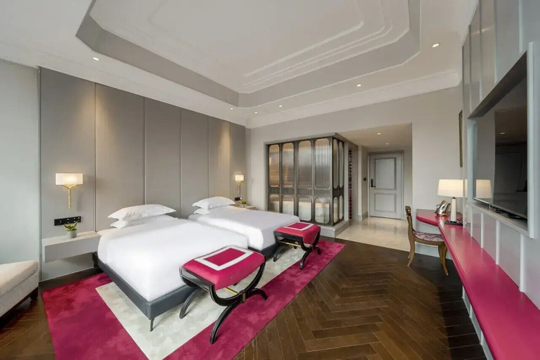 Bedroom 2, Seclusion with the mountain, Wuhan
