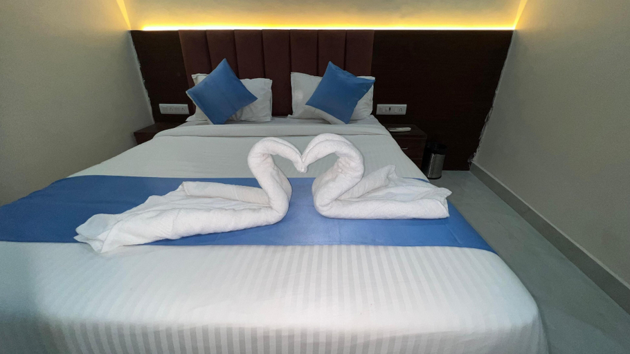 Bedroom 3, hotel surya grand, Mumbai Suburban
