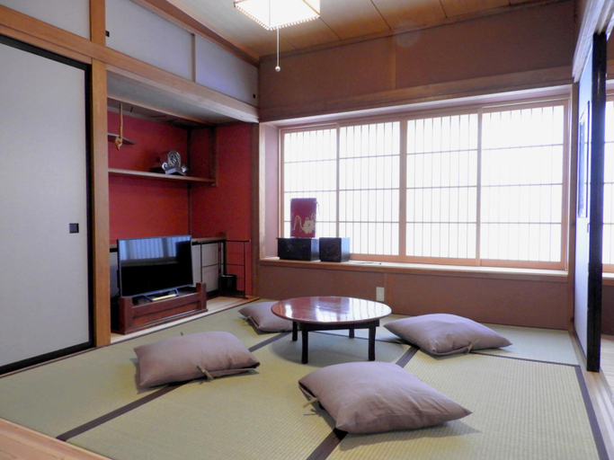 Bedroom 12